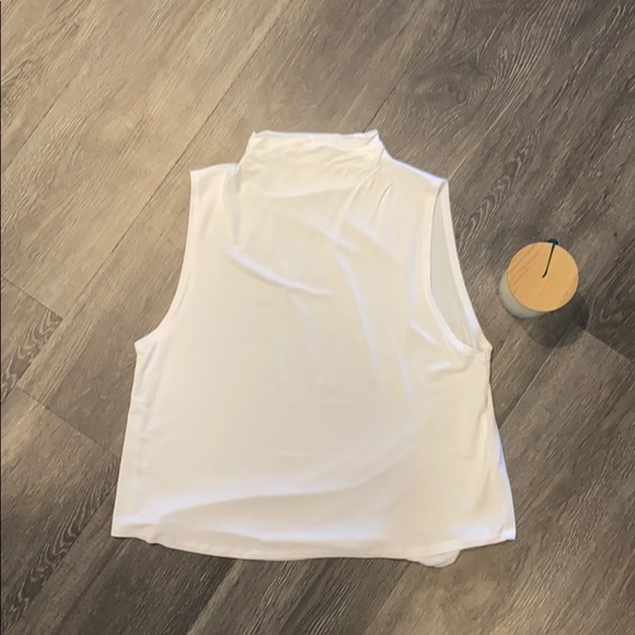 Babaton Vince medium white top - Picture 5 of 6